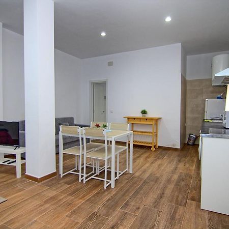 Mercado Huelin Apartments Malaga Luaran gambar